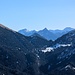 Blick in die Ammergauer Alpen mit dem spitzen Säuling (2047 m).