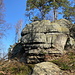 Unterwegs zwischen Purkartický les und Ostroh/Rudolfův kámen - Vorbei an schönen Felsen.