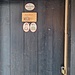 an der Nebentür der privaten Schweizerhütte, das sogenannte stille Örtchen 