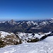 Tiefblick vom Gipfel nach Stoos, 600 m unter uns