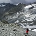 Im Abstieg sind wir direkt über Geröllfelder auf der Ostseite des Petit Vélan abgefahren und konnten so eine kleine Rundtour drehen