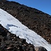 Schneerinne neben der obersten Bergstation