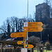 im Hintergrund Château Les Clées