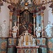 Der Hochaltar ist die Arbeit eines Schreiners aus Gabolshausen, das Altarbild (1774) stammt von Johann Peter Herrlein. Es zeigt das Martyrium der Frankenapostel Kilian, Kolonat und Totnan. 