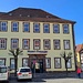 Nach etwa einem halben Jahr zog das geheimnisvolle Paar in das herzogliche Gästehaus, ebenfalls am Marktplatz.