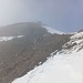 Rückblick beim Anlegen der Skier 