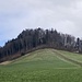 ... wie auch diese, sich von der Challflue herunterziehende, Panzersperre