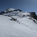 Eigentlich ein bequemer Aufstieg vom Sardonpass zum Piz Dolf Vorgipfel - läge mehr Schnee...