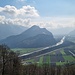 Blick rüber zum Ellhorn, der "Lorelei des Alpenrheins"