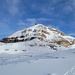 Nun ist auch die Hütte auf dem Gipfel erkennbar