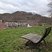 Knorke Chill-Spot am Gerhauser Frauenberg. Schön kann man im Hintergrund den Hörnle-Grat mit dem Schillerstein überblicken. Auch die Trasse der ehemaligen Zementbahn ist darunter gut zu erkennen.