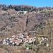 <b>Scaria Intelvi (762 m).<br />È una frazione del Comune Alta Valle Intelvi.</b>
