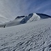 Nach wie vor ein mächtiger Eispanzer, der den Ortler auf seiner Nordseite bedeckt