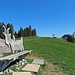 über den Sommersberg geht auch der "Geiss, Laura Weg" hier mit der typischen Sitzbank dazu