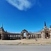 Hinter dem Neuen Palais steht dieses imposante Bauwerk