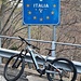 <b>Ore 7:52, entro nel Belpaese.</b>