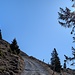 Nachher wäre es jedoch möglich bis auf 2050 m mit dem Bike zu fahren. Ich liess aber das Bike auf 1800 m stehen und lief zu Fuss weiter.
