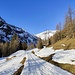 inizio lungo la strada/pista battuta