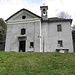La chiesa di Piaggia dove a luglio, durante la sagra dell’Alpeggio, si festeggia la Madonna del Rosario.