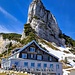 Überraschend, noch nicht viele Leute beim Berggasthaus, dass änderte sich dann aber plötzlich