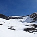 Das Gelände Richtung Schwarzhorn steilt zunehmend auf.
