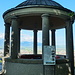 bis zu diesem Pavillion nur Stufen
