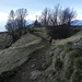 Tuona ed sul Resegone c'è temporale, ci affrettiamo per una visita alla croce del Pizzo d'Erna