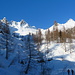 Scorcio verso il canale percorso dall'emissario del Lago Lambin.