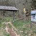 Seitenportal im Wasserburger Tal beim Wanderparkplatz.