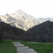 Vista sul Monte Due Mani dove il bel tempo sembra resistere.