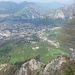 Con il ritorno del bel tempo anche noi torniamo sul Pizzo d’Erna; in basso si vede il ponticello metallico (intitolato a Carlo Mauri) sul percorso della ferrata.