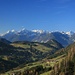 im Aufstieg zum Schatzberg mit Blick ins Alpbachtal, dahinter das Karwendel