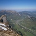 Jetzt geht es hinunter nach Mellau, links der Dornbirner First mit Mörzelspitze