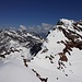 Blick hinüber zum Südgrat der Inneren Schwarzen Schneide. Der viele Schnee hat den Aufstieg heute deutlich erschwert.
