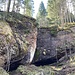 ... an beachtlichen Nagelfluhfelsen vorbei zum Klösterli