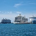 Riesige Kreuzfahrtschiffe im Hafen von Palma 