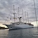 Kreuzfahrt-Segelschiff Club Med 2 mit 5 Masten und 184 Kabinen auf dem Weg zum Hafen von Mao