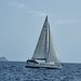 Am ersten Segeltag etwa um 15 Uhr hissten wir bei flottem Wind die Segel. Im Bild die Maladroxia