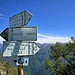 La bocchetta tra l'anticima e la cima del Monte Pilastro, dove arriva il sentiero diretto dalla bocchetta di Prada