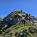 Si prosegue sulla dorsale con la cima sempre a vista