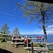 Un bel tavolo all'esterno