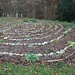 kunstvoll angelegtes Labyrinth vor dem Schluchteingang