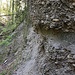 immer die Wand entlang