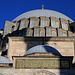 TAG 1 (15.5.) - İstanbul:<br /><br />Das Kuppeldach mit arbischer Koran-Kalligrafie am Eingang zur grossen Gebetshalle der Süleymaniye Camii.