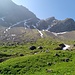 Im Sommer gibt es hier hinauf eine Wegspur, heute wäre es mir zu heikel gewesen