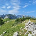 Hier am Nordostgipfel P. 1738 ließen wir es gut sein. Der höchste Punkt liegt weiter hinten, den wir schon öfters über den Südgrat erkraxelt haben.