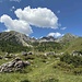 Blick in die Richtung des Hochstadels welcher von hier aus nicht zu sehen ist, es sind nur rechts der Rudnigkofel und der Rosengarten links zu sehen.