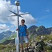 Glücklich mal wieder auf einem Berg stehen zu können. 