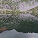 Der weitere Aufstiegshang spiegelt sich im Lai Blau