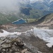 kurz ist der Tiefblick zum Glatscher da Gannaretsch und zum Stausee Lai d Nalps möglich